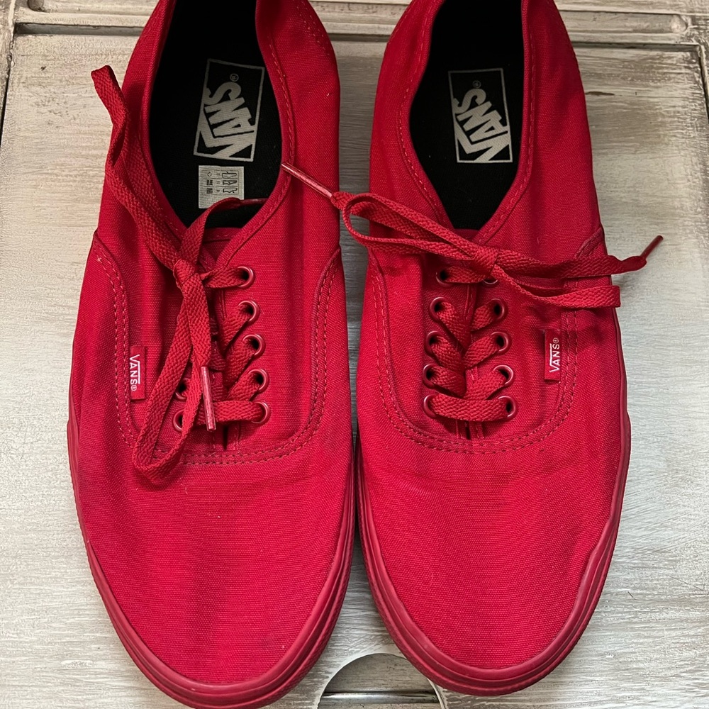 Mens monochrome red vans size 11